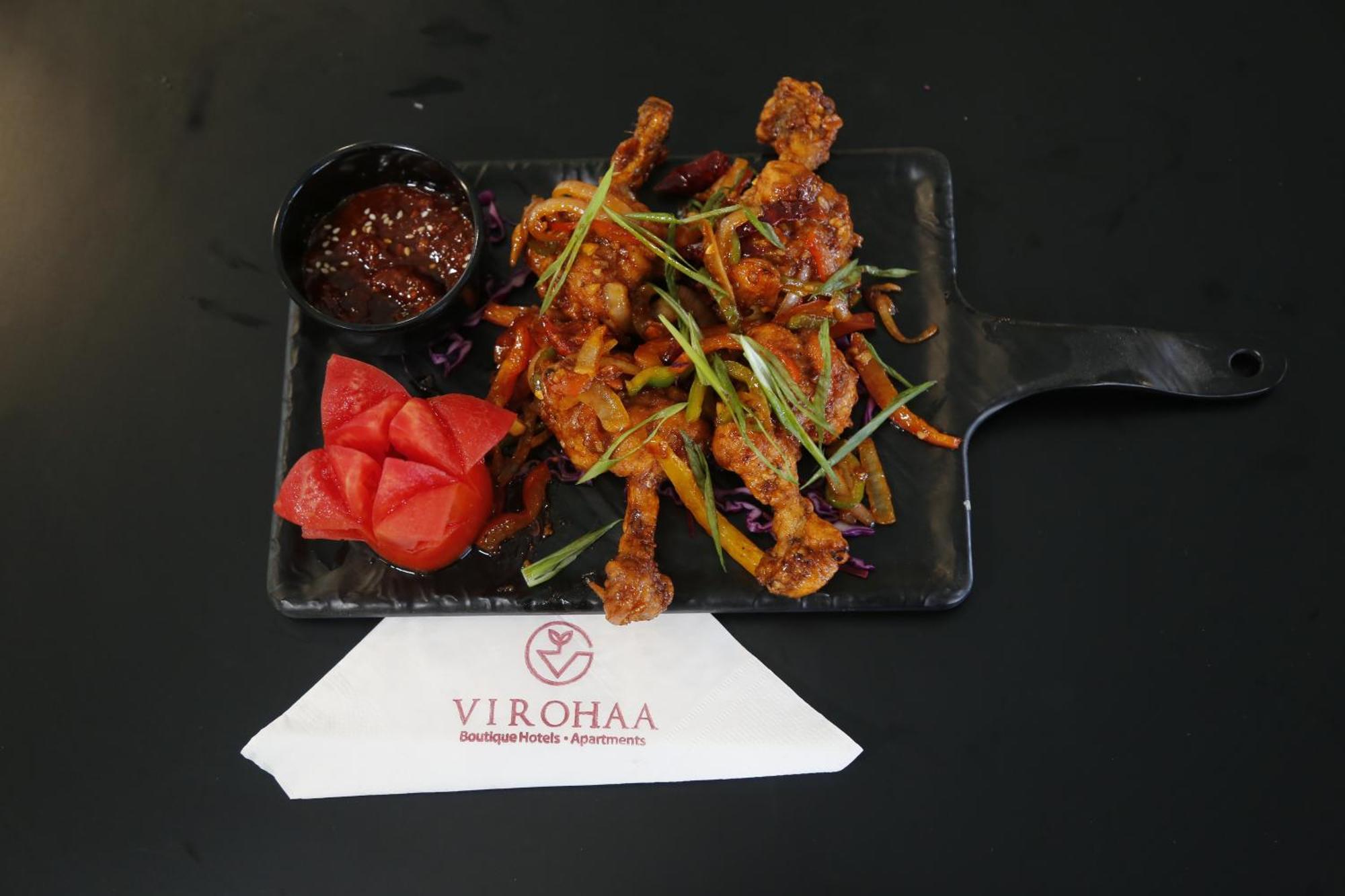 Virohaa Garden Hotel Ghaziabad Buitenkant foto