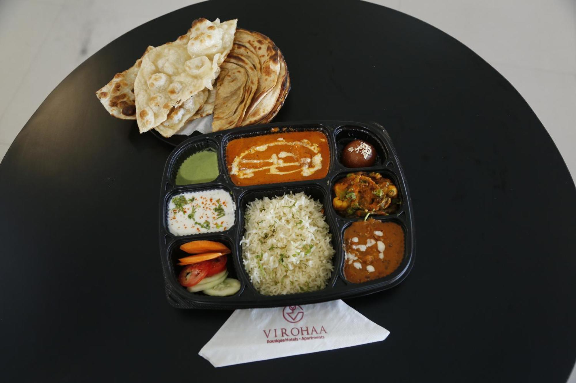 Virohaa Garden Hotel Ghaziabad Buitenkant foto